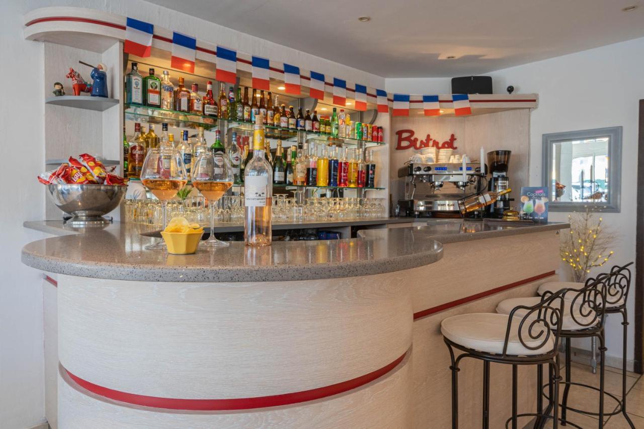 Hotel Le Mediterranee Hyeres Exterior photo